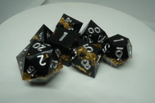 Black and Gold Flakes Sharp Set 7PC