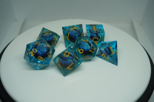 Blue and Gold Dragons eye liquid core dice set 7PC